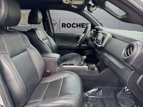 Certified 2021 Toyota Tacoma TRD Sport w/ TRD Premium Sport Package AWD/4WD image 79
