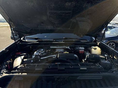Used 2023 Chevrolet Silverado 3500 High Country image 30