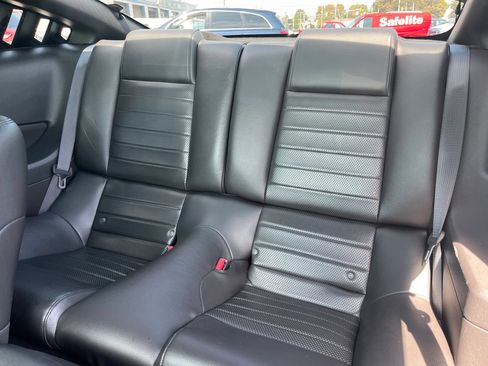 Used 2008 Ford Mustang GT RWD image 16