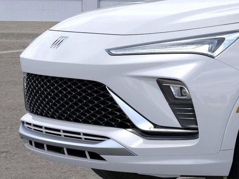 New 2026 Buick Envista Avenir image 13