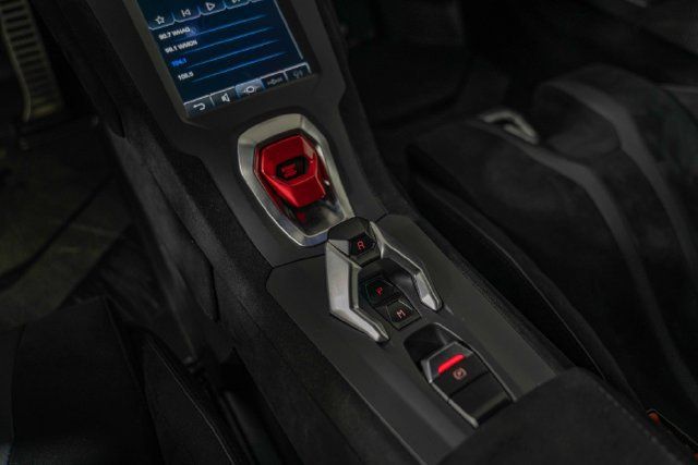 Used 2022 Lamborghini Huracan STO RWD image 24