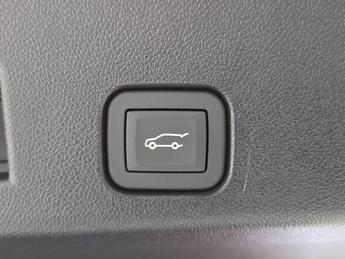 New 2026 Chevrolet Traverse LT w/ Sun and Wheel Package AWD/4WD image 41