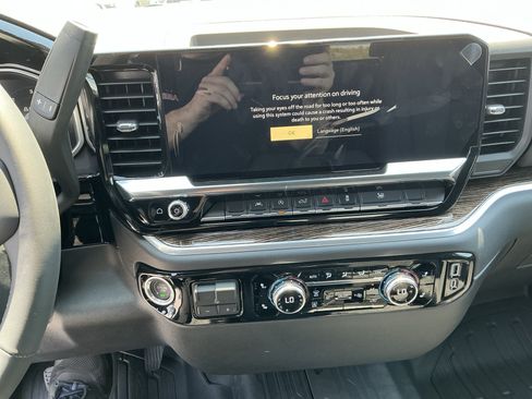 New 2026 GMC Sierra 1500 Elevation w/ Elevation Select Package AWD/4WD image 19