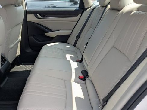 Used 2018 Honda Accord EX-L image 11