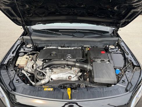 Used 2021 Mercedes-Benz GLB 250 4MATIC image 20