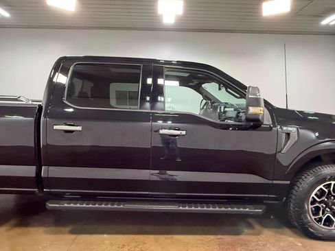 Used 2022 Ford F150 XLT w/ Equipment Group 302A High image 33