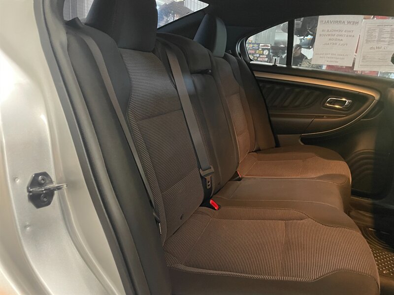 Used 2017 Ford Taurus SEL w/ Equipment Group 201A AWD/4WD image 17