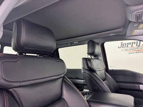 Used 2024 Ford F250 Lariat w/ Lariat Ultimate Package image 32