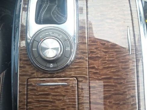 Used 2019 Nissan Armada SL w/ Premium Package image 43