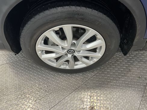 Used 2022 Nissan Rogue Sport S image 10