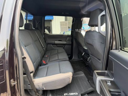 Used 2022 Ford F150 XLT w/ Equipment Group 302A High AWD/4WD image 16