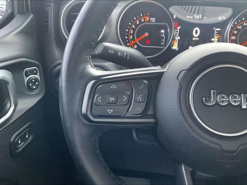 Used 2019 Jeep Wrangler Sport S image 17