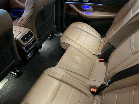 New 2026 Mercedes-Benz GLS 450 4MATIC image 11