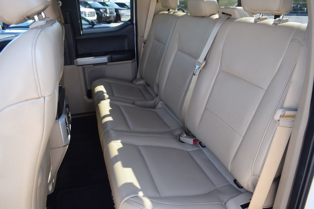 Used 2015 Ford F150 Lariat w/ Equipment Group 502A Luxury AWD/4WD image 10