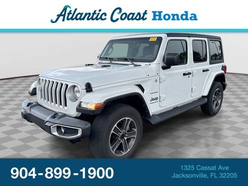 Used 2023 Jeep Wrangler Unlimited Sahara AWD/4WD image 1