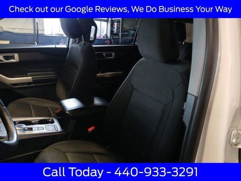 Certified 2023 Ford Explorer XLT RWD image 20