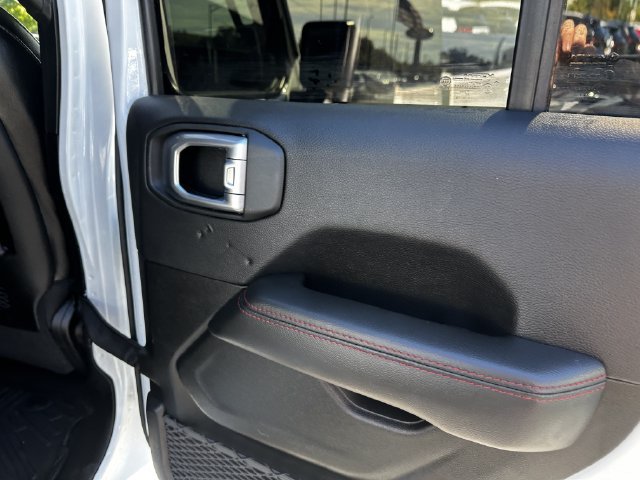 Used 2021 Jeep Gladiator Rubicon AWD/4WD image 39