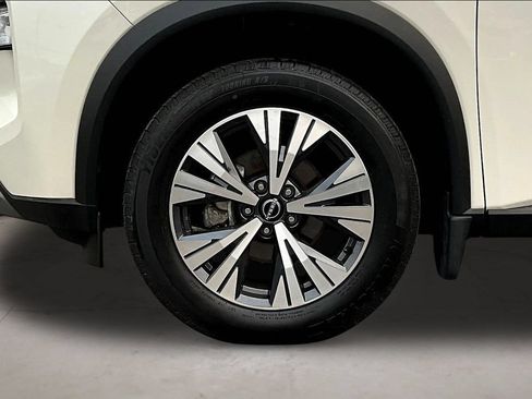 Certified 2023 Nissan Rogue SV AWD/4WD image 33