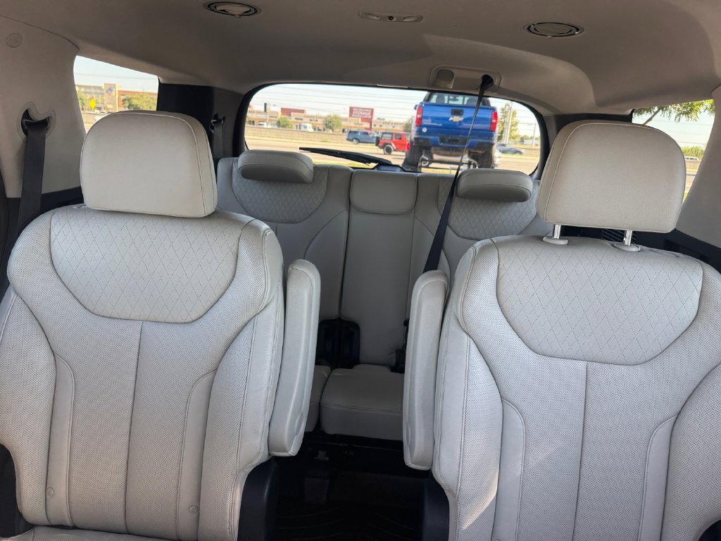 Used 2021 Hyundai Palisade SEL w/ Premium Package FWD image 25