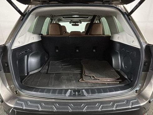 Used 2019 Subaru Forester Touring AWD/4WD image 28