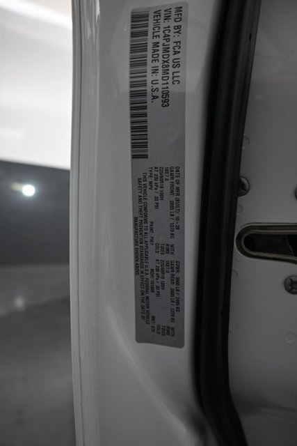 Used 2021 Jeep Cherokee Limited w/ Trailer Tow Group AWD/4WD image 32