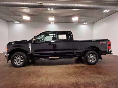Used 2023 Ford F250 Lariat w/ FX4 Off-Road Package AWD/4WD image 31