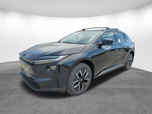 New 2026 Toyota bZ FWD image 3