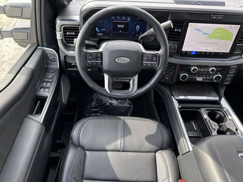 New 2025 Ford F250 Platinum image 26