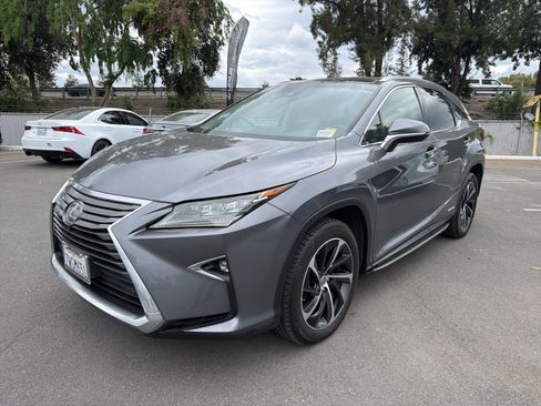 Used 2017 Lexus RX 450h AWD w/ Luxury Package image 3