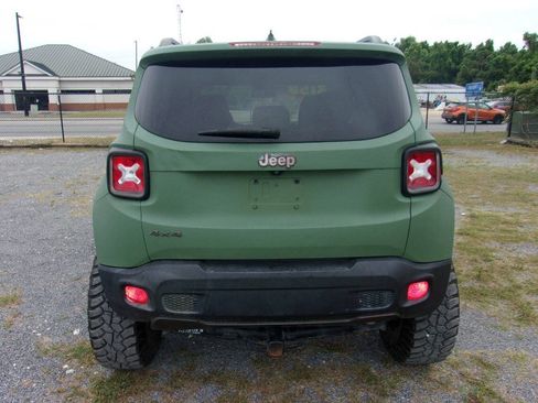Used 2016 Jeep Renegade 75th Anniversary AWD/4WD image 6