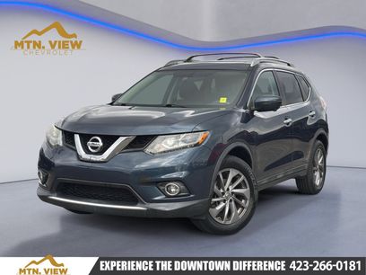 Used 2016 Nissan Rogue SL w/ SL Premium Package