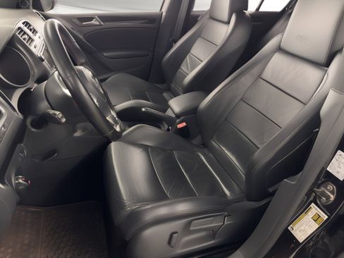 Used 2011 Volkswagen GTI 4-Door FWD image 5