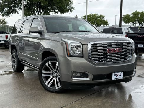 Used 2019 GMC Yukon Denali w/ Denali Ultimate Package image 1