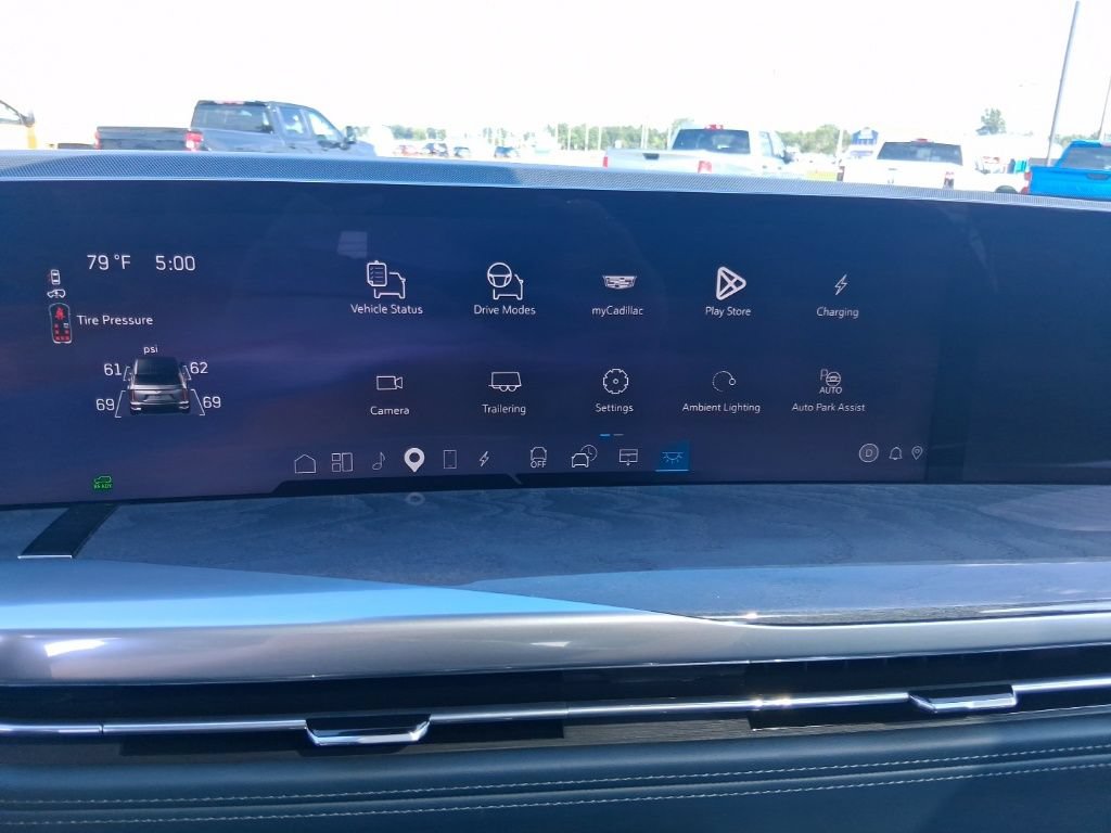 Used 2025 Cadillac Escalade IQ Sport 2 AWD/4WD image 19