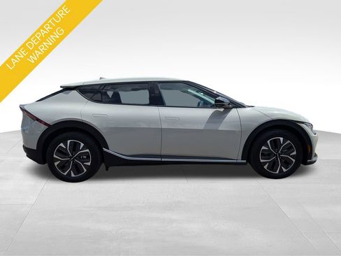 Certified 2024 Kia EV6 Light AWD/4WD image 7