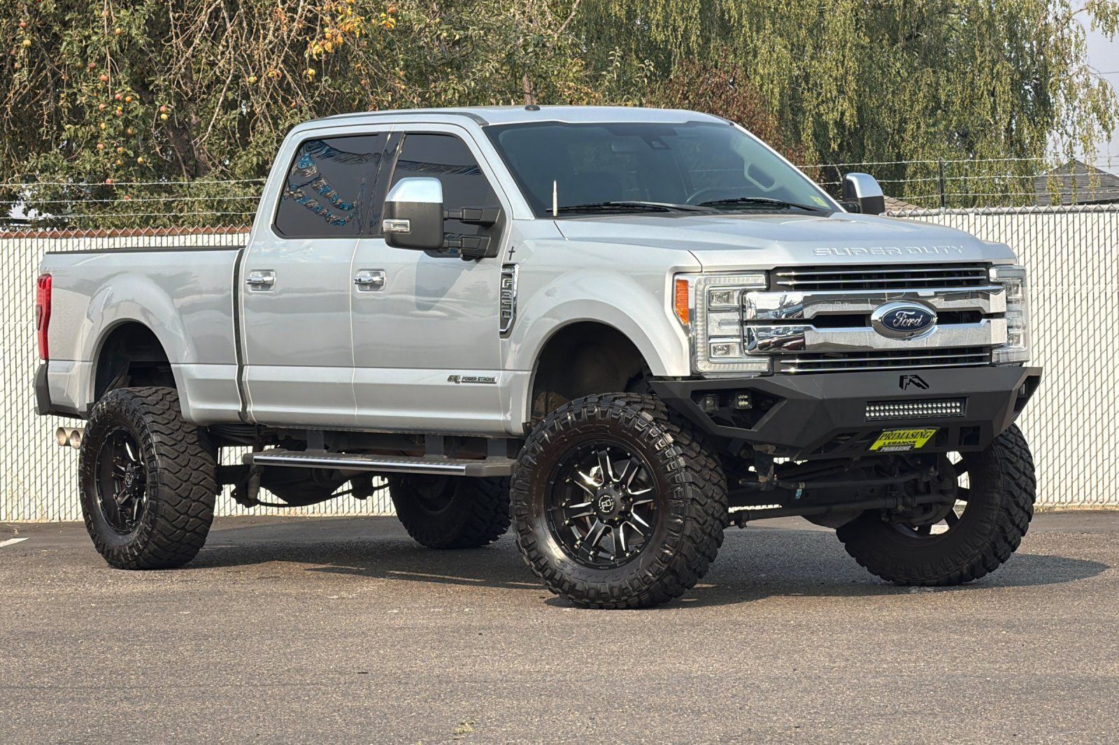 Used 2017 Ford F350 Lariat w/ Lariat Ultimate Package AWD/4WD image 2