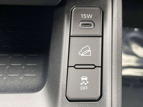 Used 2026 Toyota RAV4 SE AWD/4WD image 34