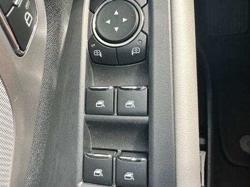 Used 2025 Ford Expedition Active AWD/4WD image 36