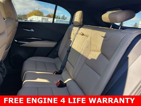 Used 2024 Cadillac XT4 Luxury w/ Cold Weather Package image 31