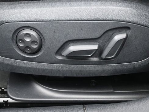 Used 2023 Audi A4 2.0T Premium Plus image 31