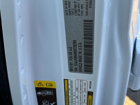 Used 2021 Jeep Wrangler Unlimited Rubicon 4xe w/ Cold Weather Group image 30