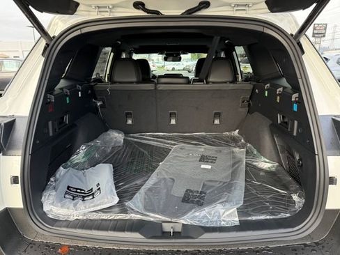 New 2026 Subaru Outback Limited image 12