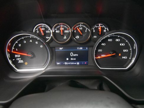 Used 2021 Chevrolet Tahoe Z71 w/ Z71 Signature Package AWD/4WD image 9