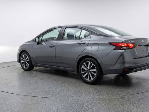 Used 2025 Nissan Versa SV image 6