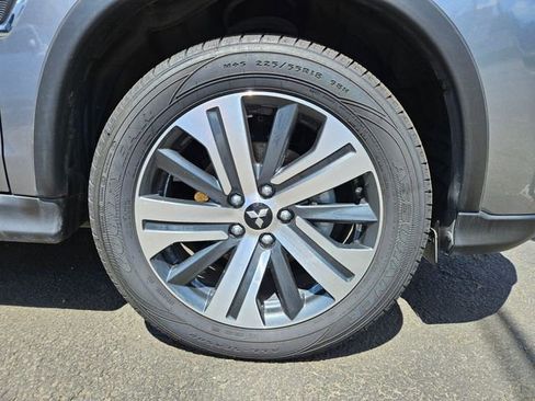 Used 2024 Mitsubishi Outlander Sport SE AWD/4WD image 3