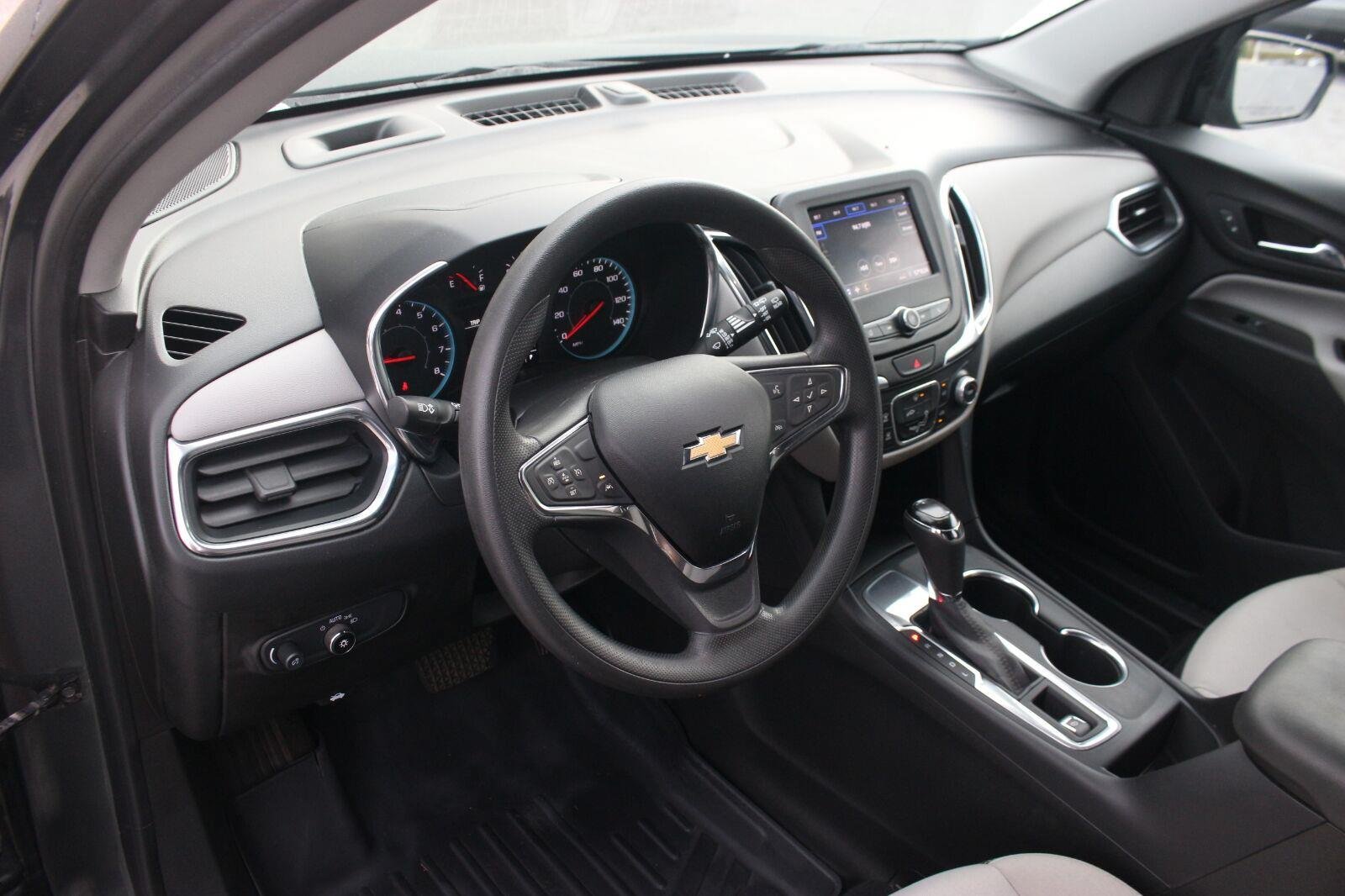 Used 2021 Chevrolet Equinox LS w/ LS Convenience Package FWD image 15