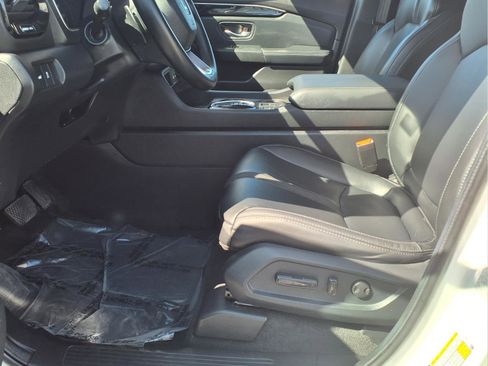 Certified 2024 Honda Pilot EX-L image 17