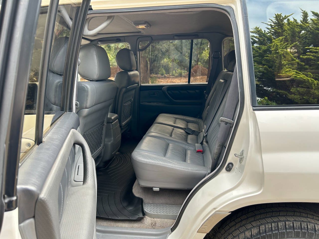 Used 1999 Toyota Land Cruiser AWD/4WD image 30