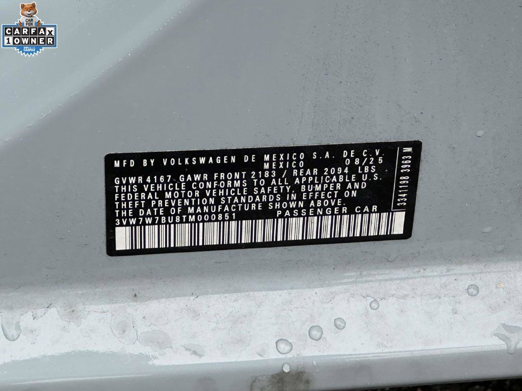 Used 2026 Volkswagen Jetta SE FWD image 19