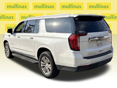 Used 2021 GMC Yukon XL SLT w/ SLT Luxury Plus Package image 10